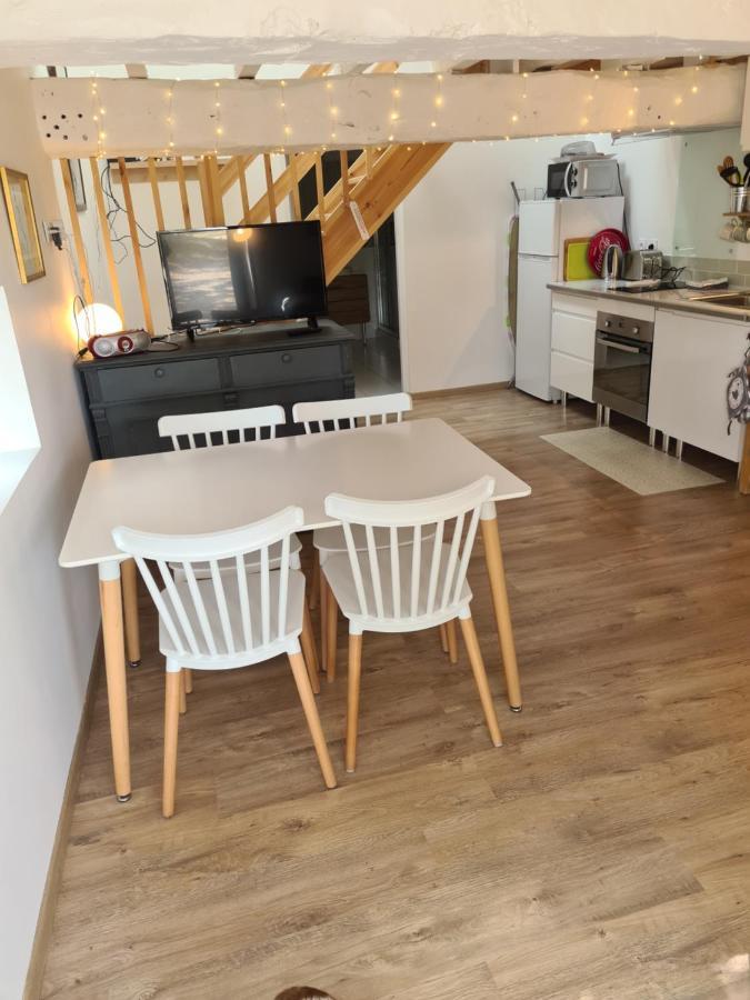 Charmant Logement A La Campagne Gazaupouy Eksteriør billede